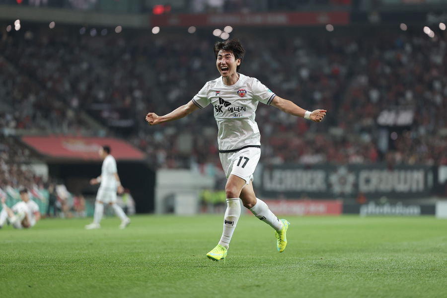 ▲ 멀티골을 넣으며 서울전 3-1 승리를 이끈 제주의 유인수가 17라운드 MVP에 선정됐다.ⓒ한국프로축구연맹 제공