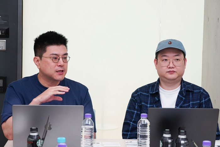 ▲ 왼쪽부터 김동선 NHN 총괄 PD, 정중재 NHN 게임사업실장.ⓒNHN