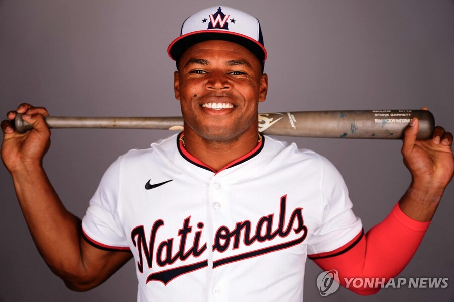 키움, <b>카디네스</b> 부상 <b>대체</b> 선수로 MLB 출신 <b>개랫</b> 영입