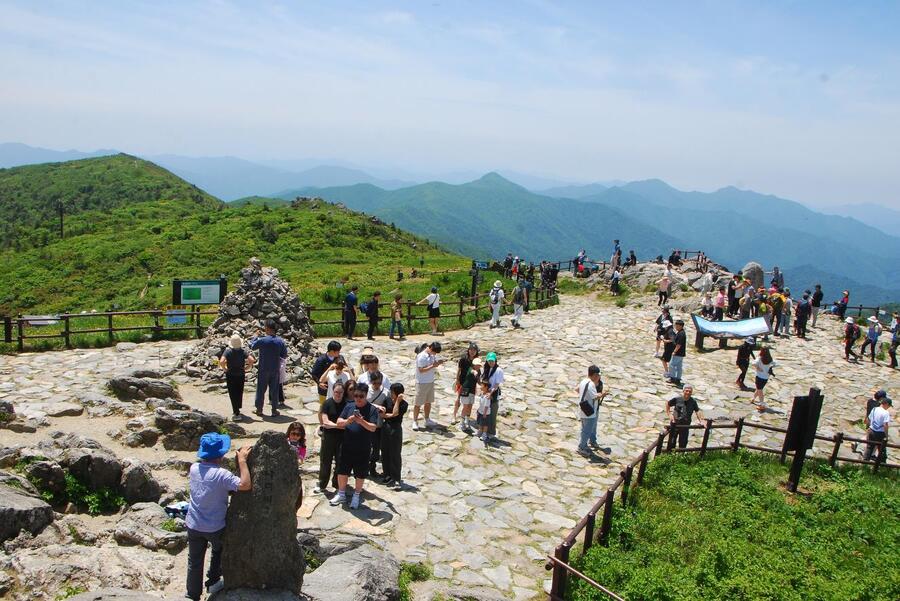 ▲ 덕유산 향적봉 정상.ⓒ진경수 山 애호가