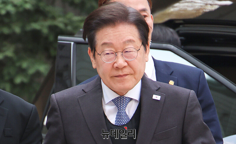 ▲ 이재명 대통령이 지난 4월 8일 공판에 출석하는 모습 ⓒ뉴데일리 DB