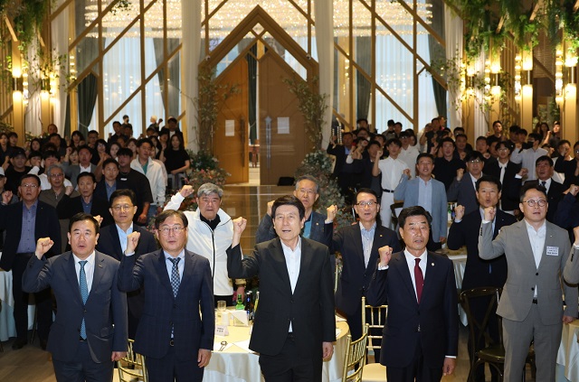 ▲ 포항시는 지난 9일 제63회 경북도민체전에서 시부 종합우승을 차지한 포항시 선수단이 라메르 웨딩에서 해단식을 개최했다.ⓒ포항시