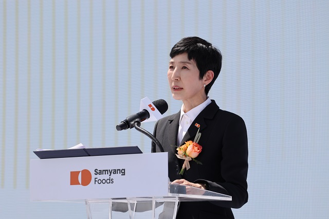 ▲ 김정수 삼양식품 부회장이 기공식에서 인사말을 하고 있다.ⓒ삼양식품