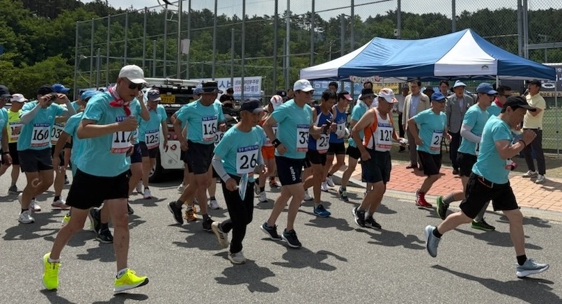 ▲ 충북개인택시조합 청주시지부는 12일 상당구 가덕면 생활체육공원에서 제22회 청주개인택시지부 체육대회를 진행했다.ⓒ청주시