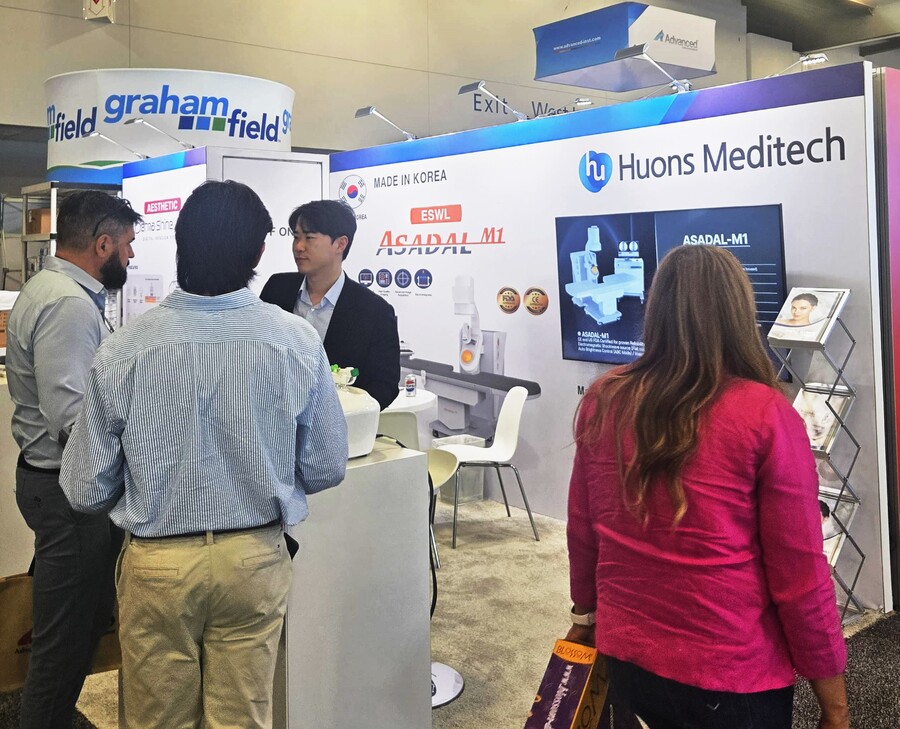▲ 휴온스메디텍이 미국 마이애미에서 열린 국제 헬스케어 산업 전시회 ‘WHX MIAMI 2025’에 참가했다. ⓒ휴온스메디텍