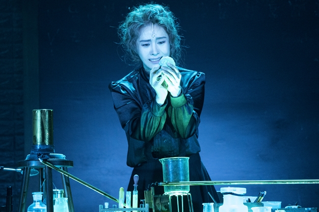 ▲ 2020년 '마리 퀴리' 재연.ⓒ라이브