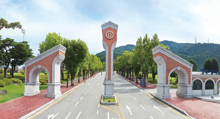 ▲ 청주대학교 정문. ⓒ청주대학교