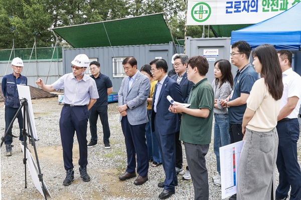 ▲ 강창희 위원장이 지난 17~19일까지 3일간 세종·충북·충남 지역 내 주요 경기장 15개소를 직접 방문해 현장 점검에 나선다.ⓒ2027 충청 유니버시아드대회 조직위원회