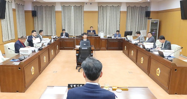▲ 예산결산특별위원회는 지난 16~17일 2024회계연도 대전시 결산 및 기금결산안을 심의하고 원안 의결했다.ⓒ대전시의회
