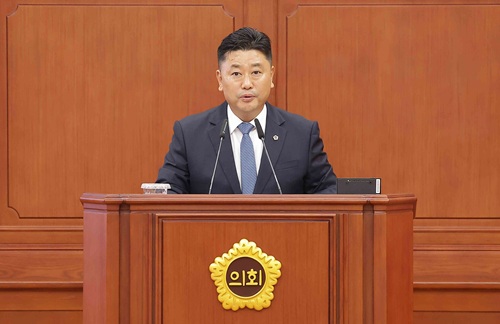 ▲ 5분 자유발언에서 방진영 의원(유성구 2)은 외삼~유성 복합터미널 BRT 연결도로 조속 완공과 9월 임시 개통을 강력히 촉구했다.ⓒ대전시의회