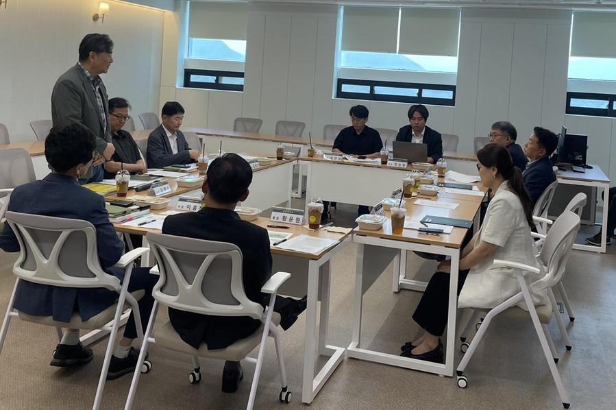 ▲ 중원대는 18일, TF위원들이 참석한 가운데 스마트농산림학과 신설 및 운영 기본계획 1차 회의를 개최했다. ⓒ중원대학교