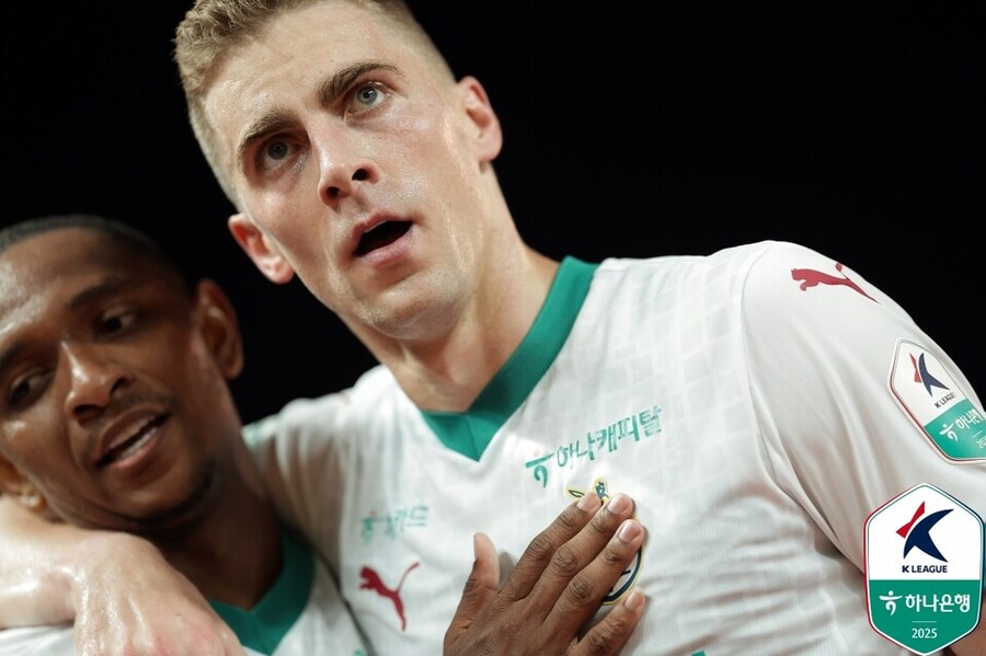 ▲ 대전이 광주와 2-2로 비기면서 2위 자리를 위협받고 있다.ⓒ한국프로축구연맹 제공