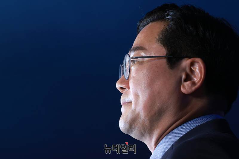 ▲ 박찬대 더불어민주당 전 원내대표가 23일 서울 여의도 더불어민주당 중앙당사에서 당 대표 출마 선언을 하고 있다. ⓒ이종현 기자