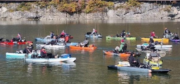 ▲ 국내 최대 인공호수이자 ‘육지 속 바다’로 불리는 단양강에서 오는 7월 5~6일 ‘2025 단양강 전국 스포츠 피싱대회’가 열린다. ⓒ단양군