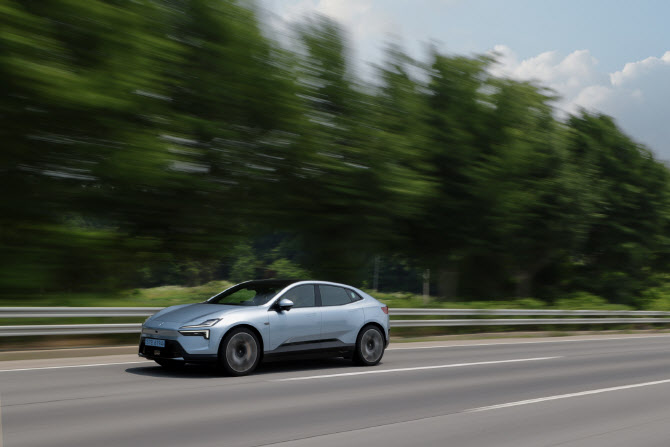 ▲ 폴스타 4 ⓒ폴스타 코리아