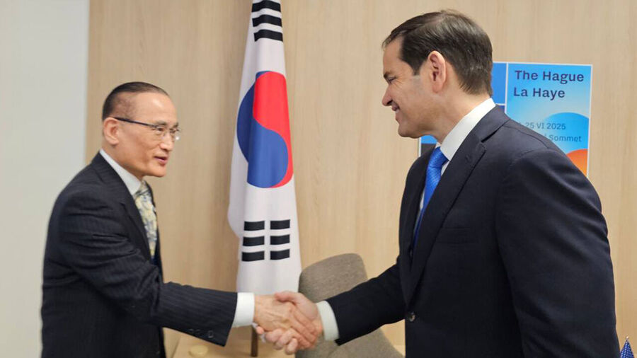 ▲ 네덜란드 헤이그에서 개최된 NATO 정상회의에 이재명 대통령을 대신해 참석한 위성락 안보실장이 24일(현지시간) 마코 루비오 미 국무장관을 면담했다고 대통령실이 25일 전했다. ⓒ연합뉴스