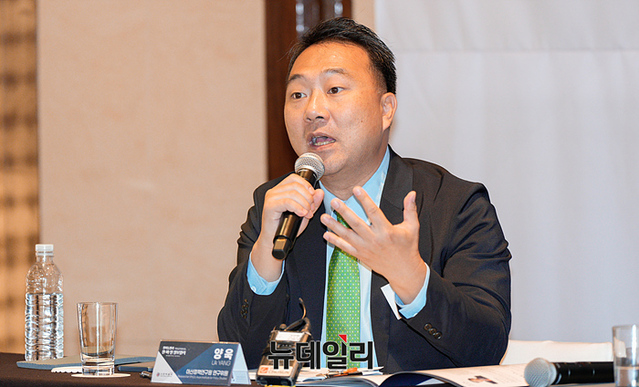 양욱 "주한미군 유연성 인정하고 美 사령관 핵 사용권 얻어야 최선"