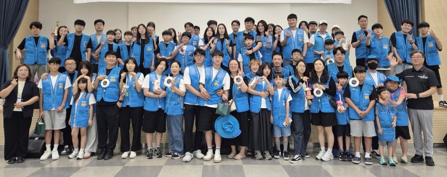 ▲ 현대제철 해피프리즘 가족봉사단원들.ⓒ현대제철