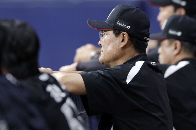 ▲ 이종범 전 kt 코치가 '최강야구' 감독으로 간다. 엄청난 비난 속에 입장을 발표했다.ⓒ뉴시스 제공