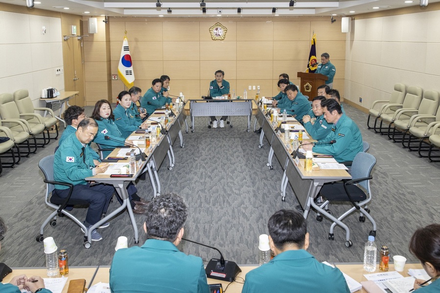 ▲ 경상북도의회는 2025년 발생한 역대 최악의 산불 등 각종 재난·재해에 즉각적이고 실효성 있게 대응하여, 피해를 신속하게 복구하고 도민들의 아픔을 치유하기 위해 최선을 다하고 있다.ⓒ경북도의회