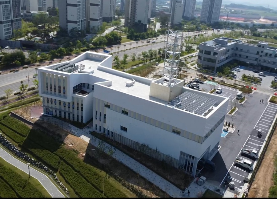 ▲ 2일 충남 유일의 지상파 라디오인 한국도로교통공단 TBN 충남교통방송이 개국했다.ⓒ충남도