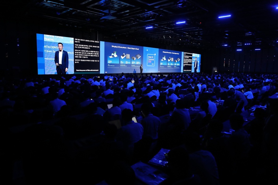 ▲ 1일 서울 삼성동 파르나스 서울에서 진행된 ‘2025 인텔 AI 서밋 서울’ 행사 전경ⓒ인텔코리아