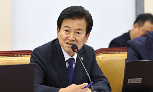 [단독] 정동영 부인 태양광 업체, 본점은 정동영 살던 전셋집 … "상법 위반, 회사 사실상 鄭 소유냐"