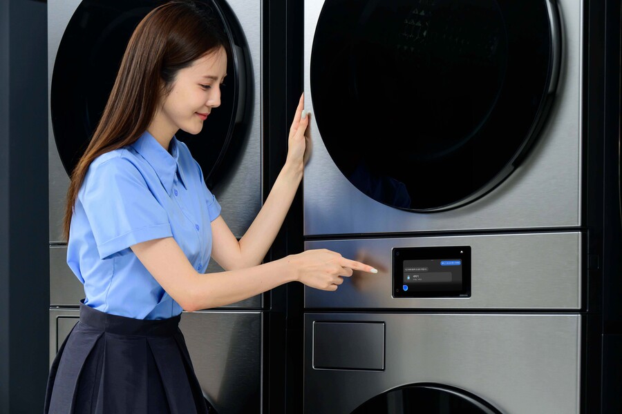 ▲ 삼성전자, AI 기능 강화한 2025년형 '비스포크 AI 원바디' 세탁기∙건조기 출시ⓒ삼성전자