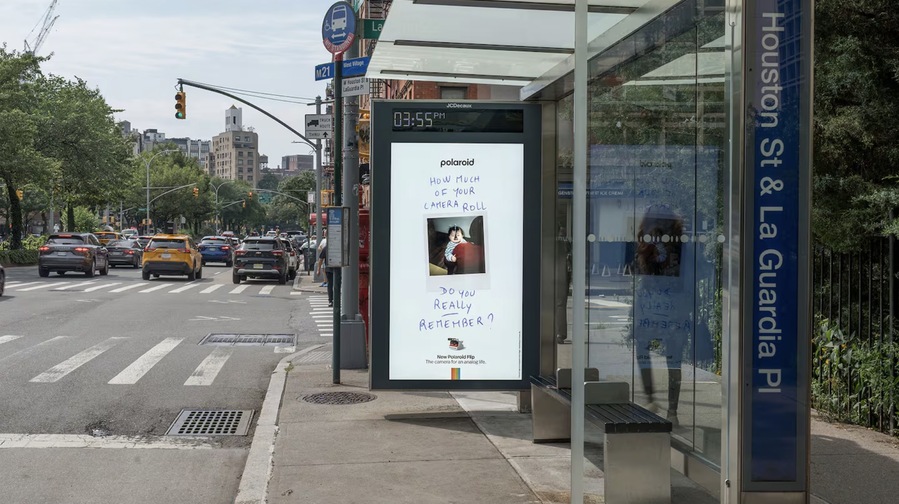 ▲ 폴라로이드의 'The Camera for an Analog Life' 캠페인. ©Polaroid