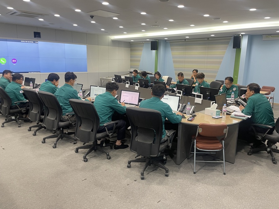 ▲ 경상북도 영양군(군수 오도창)은 본격적인 여름철 폭염에 대비하여 지난 7월 1일 영양군재난안전대책본부 상황판단회의 결과를 바탕으로 군민의 생명과 건강을 보호하기 위해 안전관리 강화에 최선을 다하겠다고 밝혔다.ⓒ경북도