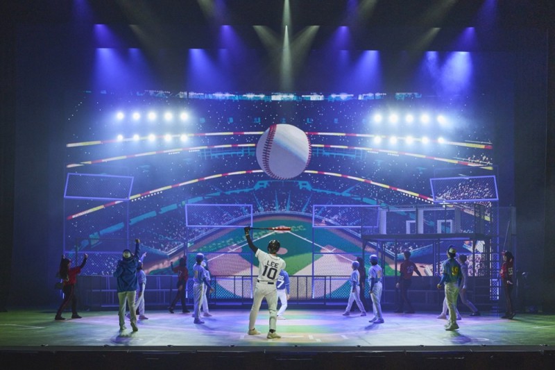 ▲ 뮤지컬 '야구왕, 마린스!' 공연.ⓒ라이브