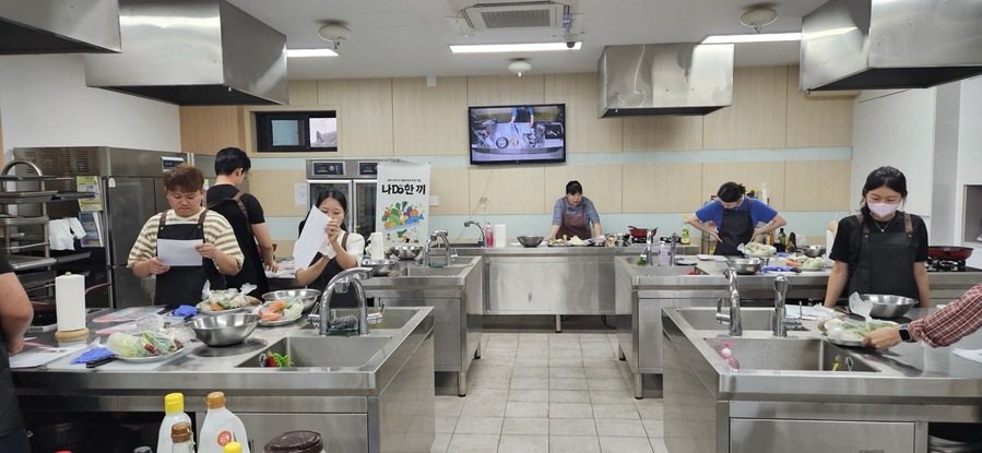 ▲ 영양군보건소는 지역 내 1인 가구의 건강한 식생활 실천을 위해 맞춤형 영양관리 프로그램 ‘나DO한끼’를 운영하고 있다.ⓒ영양군