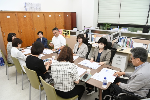 ▲ 사전보고회 및 시설 현장점검ⓒ화성시의회 제공