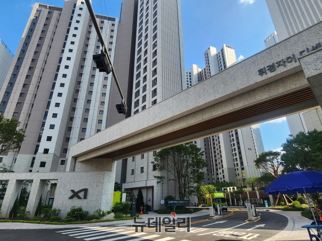 ▲ 동대문구 휘경동 '휘경자이 디센시아' 전경=나광국 기자