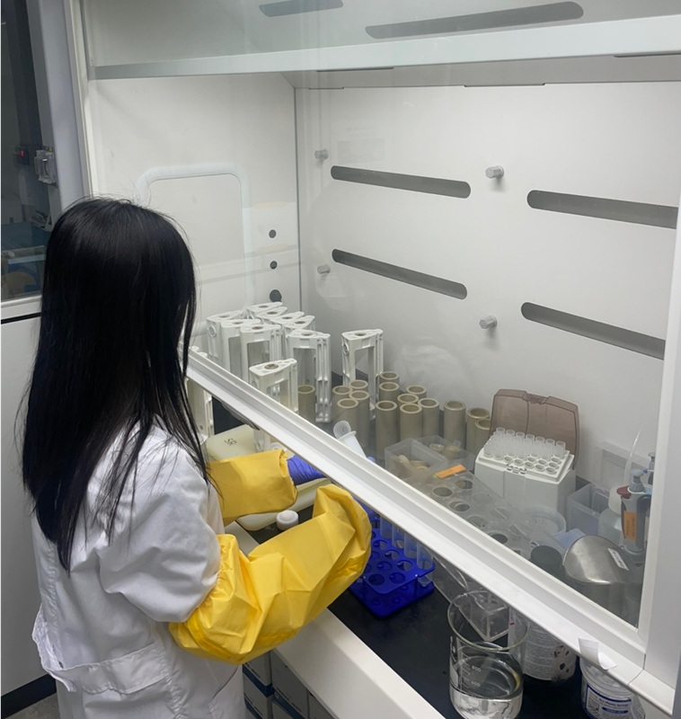 ▲ 충북보건환경연구원(원장 임헌표)은 오는 18~20일 열리는 ‘제19회 한지형 단양 마늘축제’ 출품 마늘을 대상으로 사전 안전성 검사를 실시한 결과, 안전한 것으로 확인됐다. ⓒ충북도