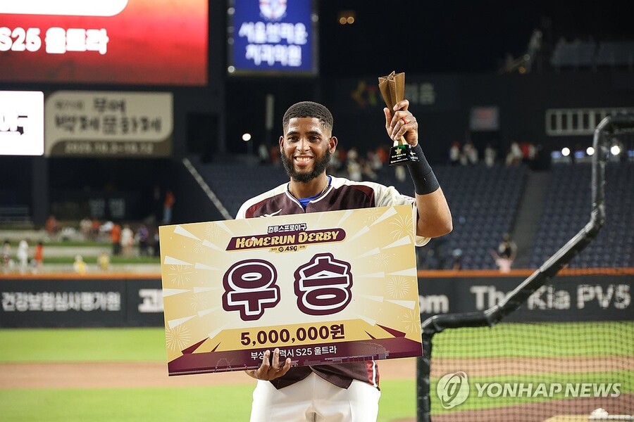 ▲ 디아즈가 올스타전 '홈런 더비'에서도 우승을 차지하며 올 시즌 홈런왕의 기세를 이어갔다.ⓒ연합뉴스 제공