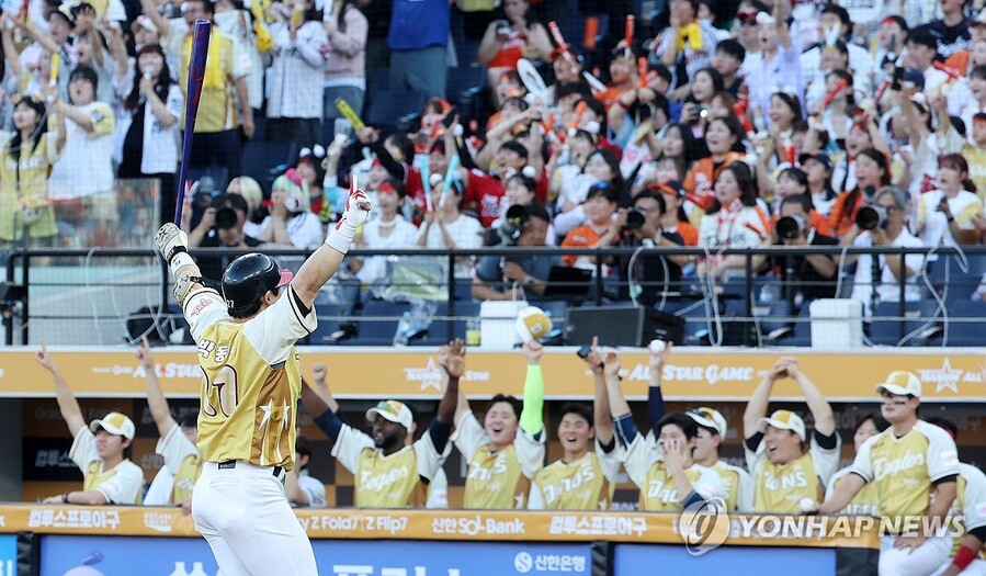 ▲ 뜨거운 열기 속에 열린 올스타전에서 나눔 올스타가 드림 올스타에 승리했다.ⓒ연합뉴스 제공