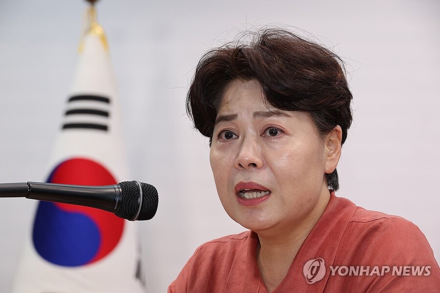 ▲ 국민의힘 윤희숙 혁신위원장이 13일 서울 여의도 중앙당사에서 기자간담회를 하고 있다. /연합뉴스