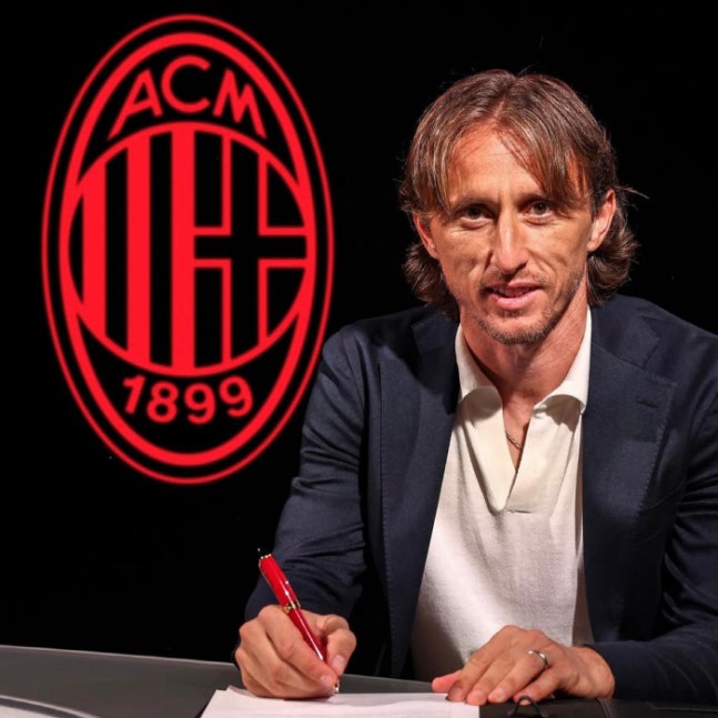 ▲ 레알 마드리드 전설 루카 모드리치가 AC밀란 이적을 확정했다.ⓒAC밀란 제공