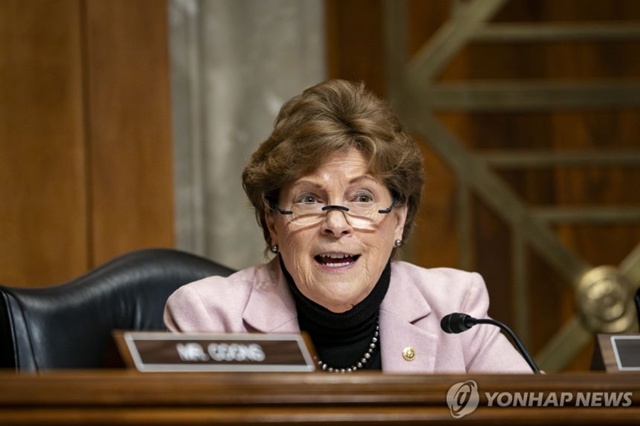 ▲ 미국 상원 외교위원회 민주당 간사 진 섀힌 의원(뉴햄프셔). UPI 연합뉴스 자료사진. ⓒ연합뉴스