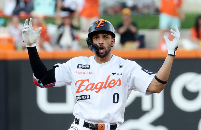 ▲ 한화와 정식 예약한 리베라토. /연합뉴스