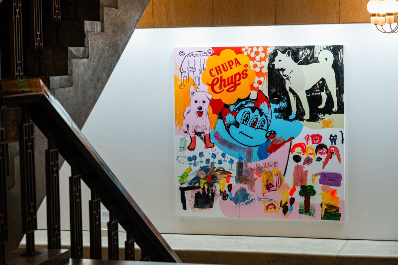 ▲ 세종문화회관 대극장 계단에 설치된 이동기 작가의 작품.ⓒ세종문화회관