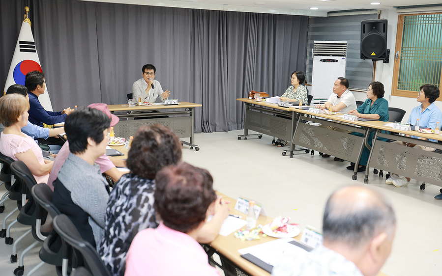 ▲ 이상익 함평군수_주민자치회 발대식 격려사ⓒ함평군 제공