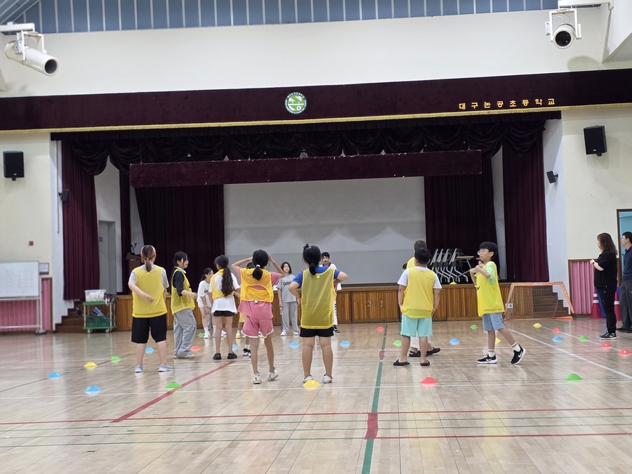 ▲ (재)달성교육재단(이사장 최재훈)은 관내 다양한 문화적 배경을 지닌 학생들이 함께 참여하는 ‘2025 함께하는 건강캠프’를 7월부터 12월까지 운영한다.ⓒ(재)달성교육재단