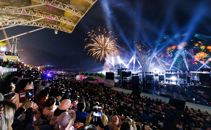 ▲ ‘단양 소백산철쭉제’ 개막식 모습.ⓒ단양군