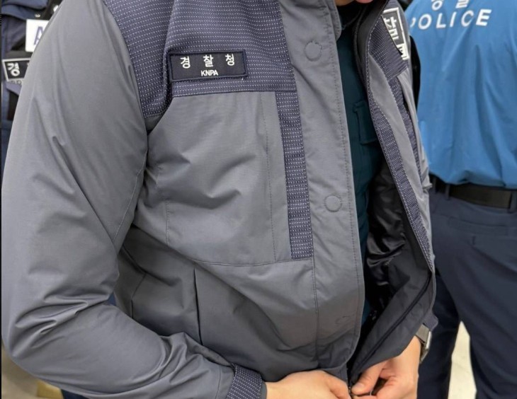 ▲ 경찰 신형 근무복 시제품 ⓒ직장인 익명 커뮤니티 블라인드 캡쳐