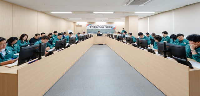 ▲ 가장교차로 옹벽 붕괴 사고 수습대책본부 회의ⓒ오산시 제공