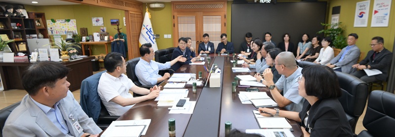 ▲ 논산시가 지난 28일 2025년 지방세 체납액 징수대책 보고회를 하고 있다.ⓒ논산시