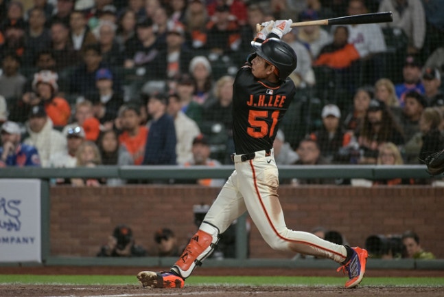 ▲ 샌프란시스코 이정후가 피츠버그를 상대로 3타수 1안타 2볼넷을 기록했다.ⓒ연합뉴스 제공