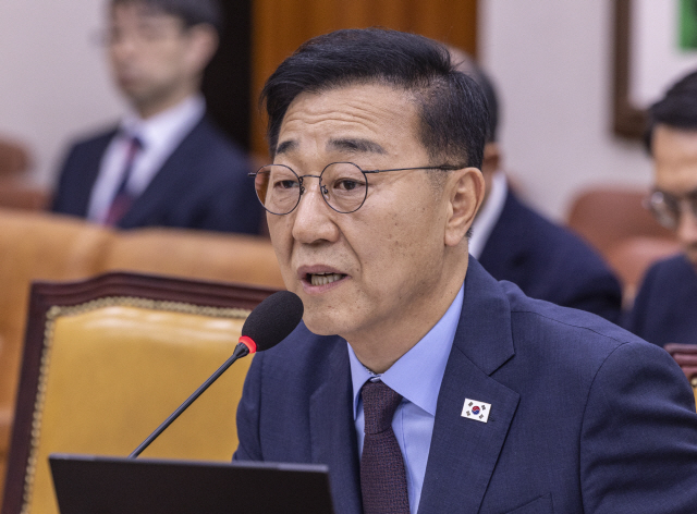 ▲ 김윤덕 국토교통부 장관 후보자가 29일 국회 국토교통위원회에서 열린 인사청문회에서 의원 질의에 답하고 있다.ⓒ연합뉴스